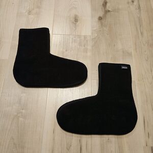 Patagonia  Black Fleece Booty Liners Mens Warm Winter Socks Boot Insert